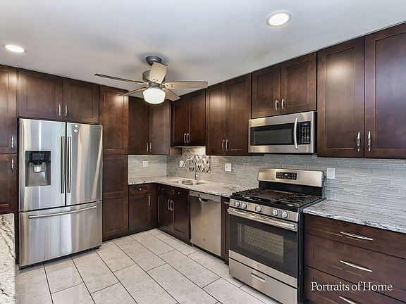 5th image of 1587 Stonehill Ct APT C