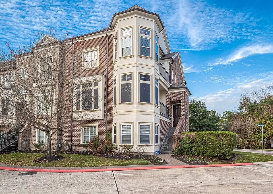 1st image of 4703 Kings Harbour Ct
