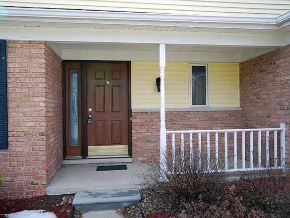 2nd image of 1935 Mendota Dr
