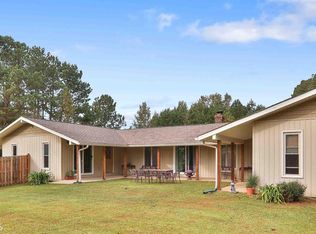 302 Mattox Rd, Newnan, GA 30263