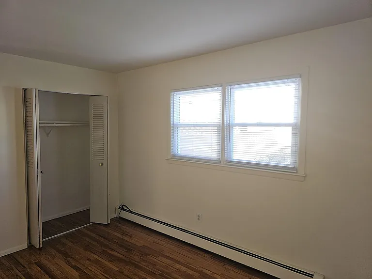 200 Main St #14 — Photo 4