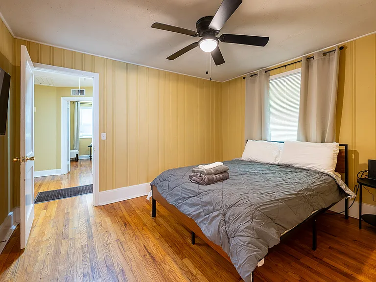 1803 Heath St — Photo 15
