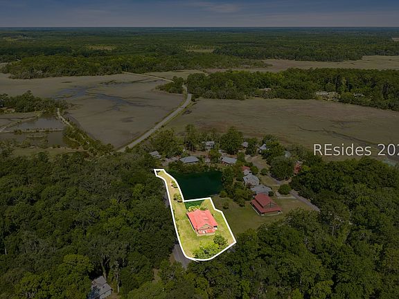 4th image of 205 Coosaw Way