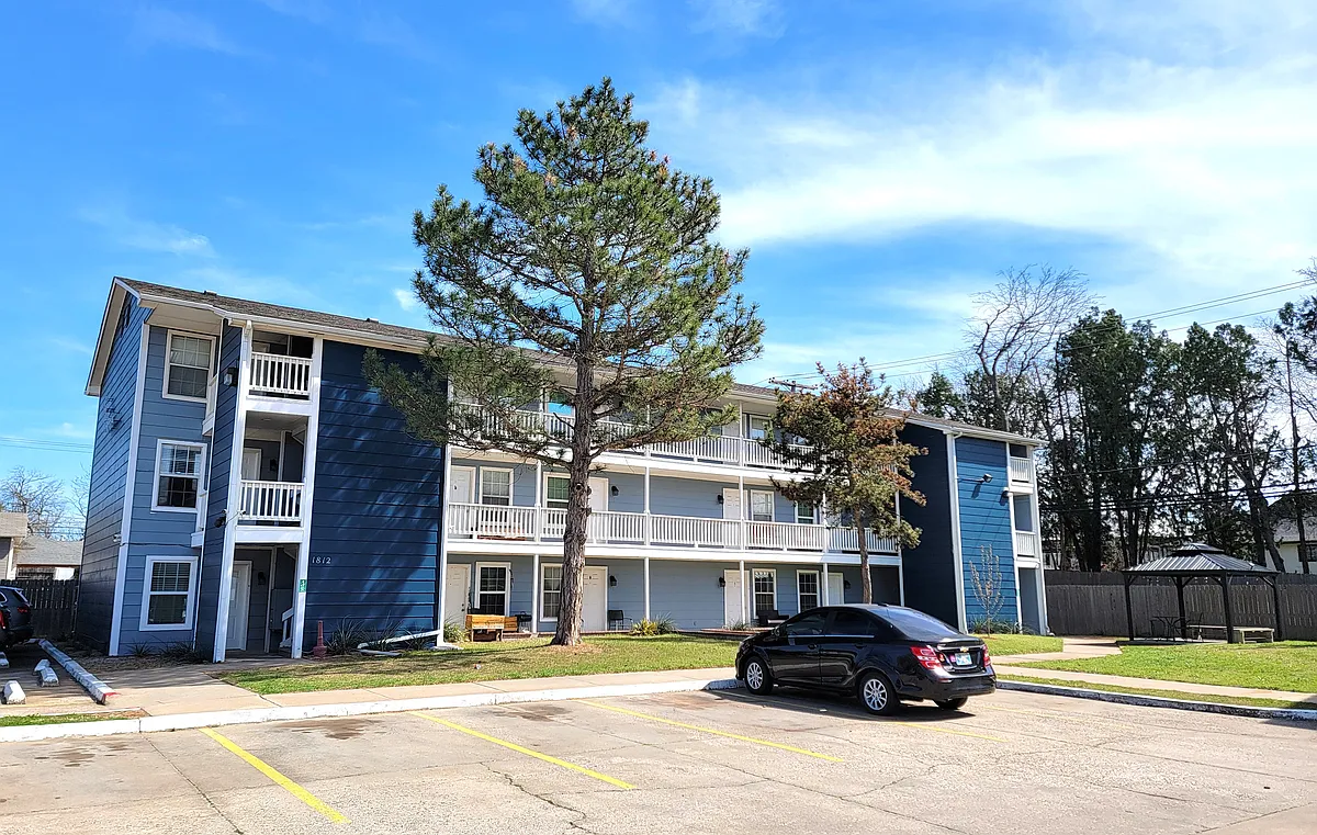 Building Photo - 1820 NW 39th St
