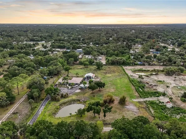 17221 Shelby Ln, North Fort Myers, FL 33917