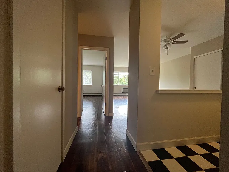 Ariel Place — Photo 16