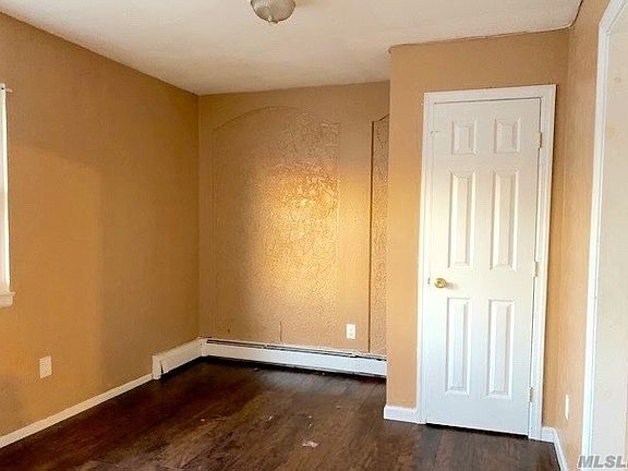 5th image of 23 W Pennywood Ave