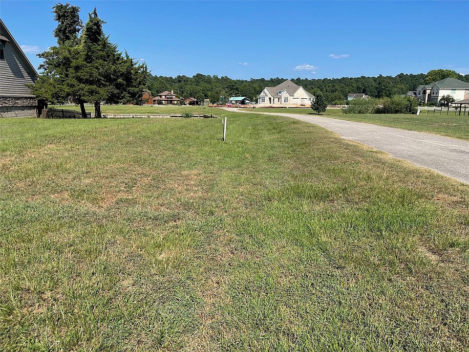 1st image of 7 Peninsula Point