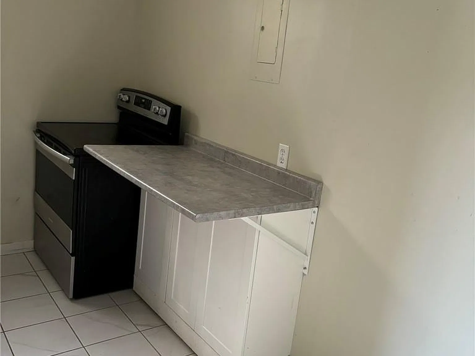 448 Arnley Street Greater Sudbury — Photo 2