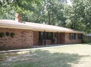 2201 W 37th Ave, Pine Bluff, AR 71603