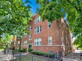 3901 N Claremont Ave #2, Chicago, IL 60618