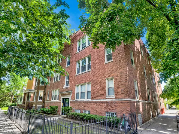 3901 N Claremont Ave #2, Chicago, IL 60618
