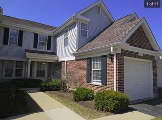 122 E Fabish Dr, Buffalo Grove, IL 60089