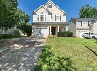 212 Stone Hedge Ct, Holly Springs, NC 27540