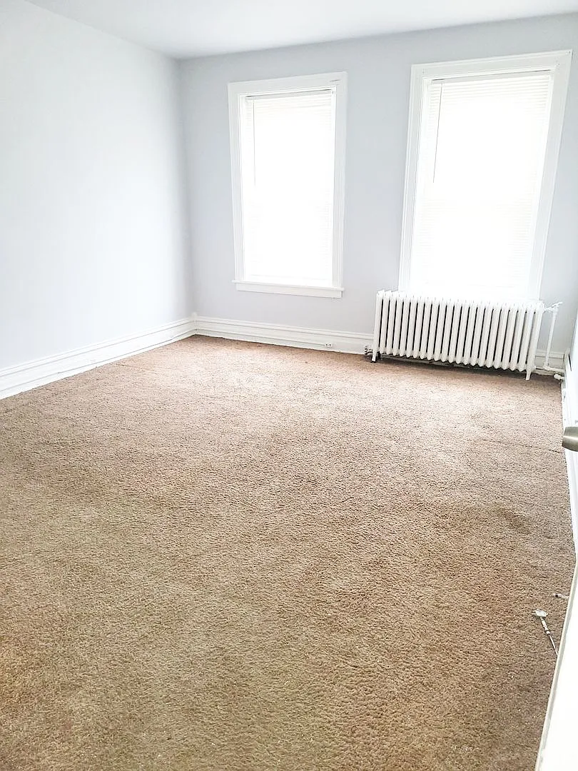 1 and 2 bedroom apartments — Photo 2