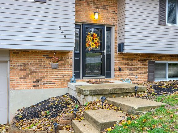 2nd image of 849 Elwyn Pl