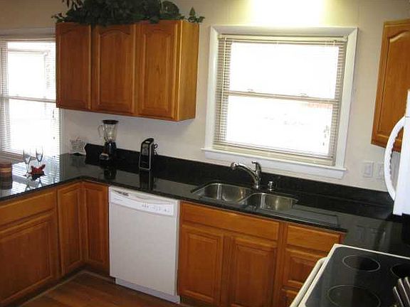 2nd image of 112 Brookfield Dr