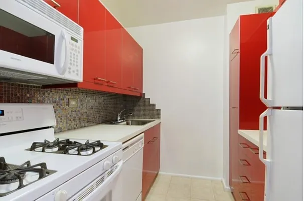 Rented by Compass | media 12