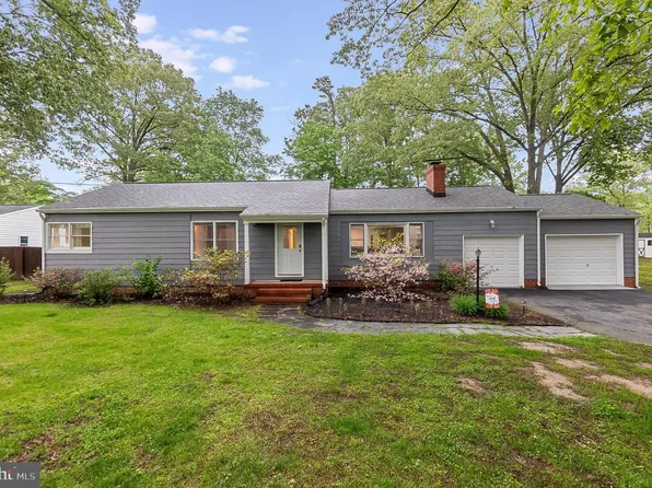 5327 N Williams Creek Dr, King George, VA 22485