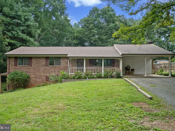 106 Saint Georges Dr, Stafford, VA 22556