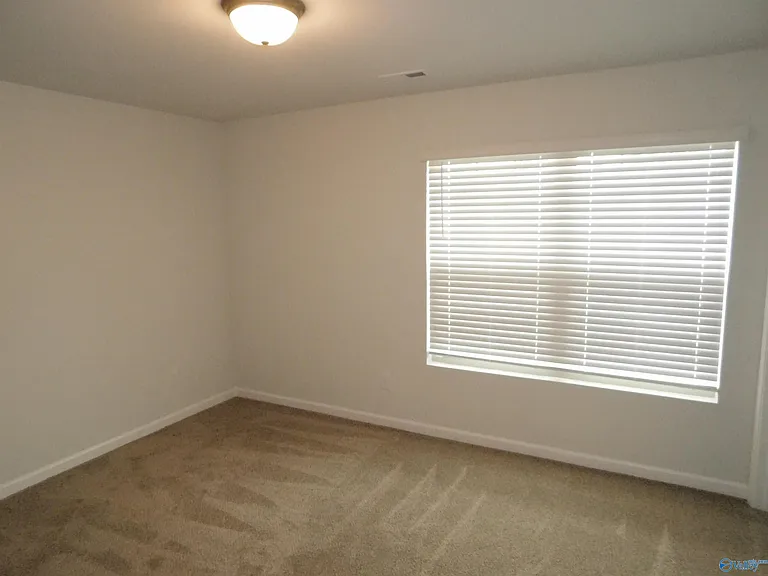 136 Winstead Cir — Photo 21