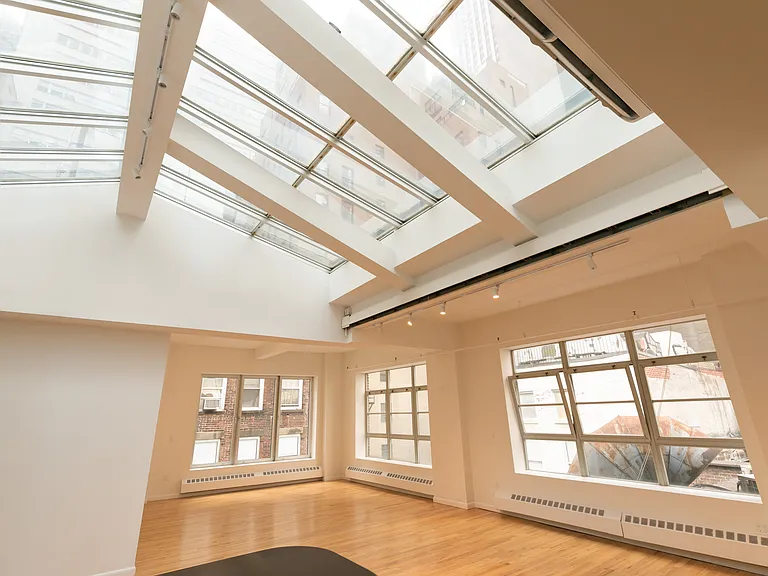 80 Nassau St #4A — Photo 11