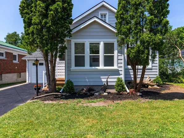 902 Huron Ter, Kincardine, ON N2Z 2Y1