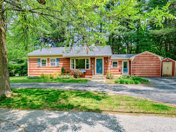 1689 Forest Avenue, Portland, ME 04103