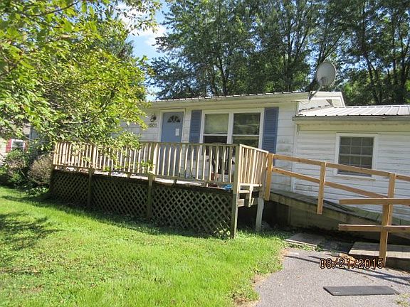 2nd image of 1501 Creekside Dr