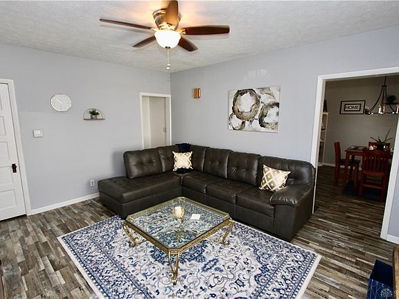 3rd image of 328 Gunckel Ave