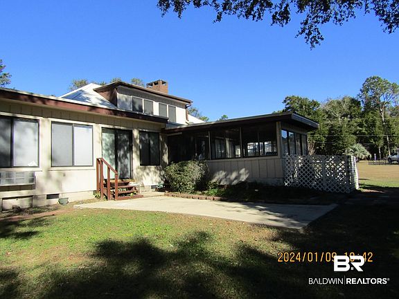 4th image of 2148 Club House Dr