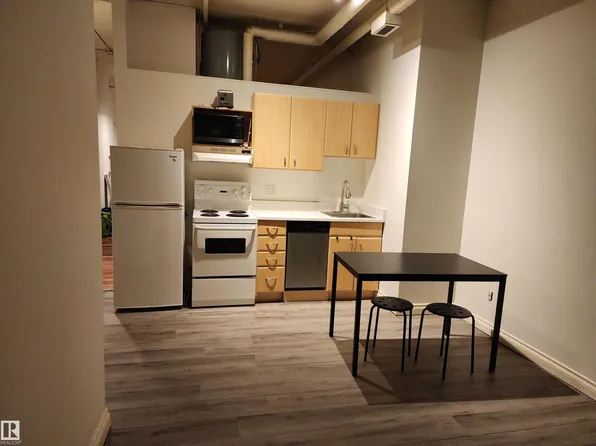 10024 Jasper Ave NW #1002, Edmonton, AB T5J 1R9
