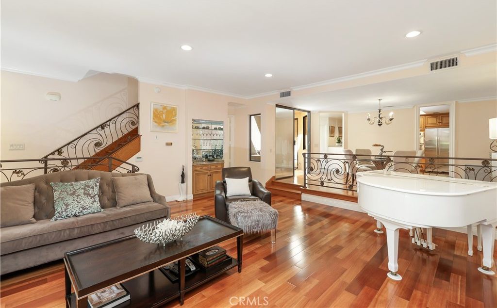 2235 Century Hl, Los Angeles, CA - View 4
