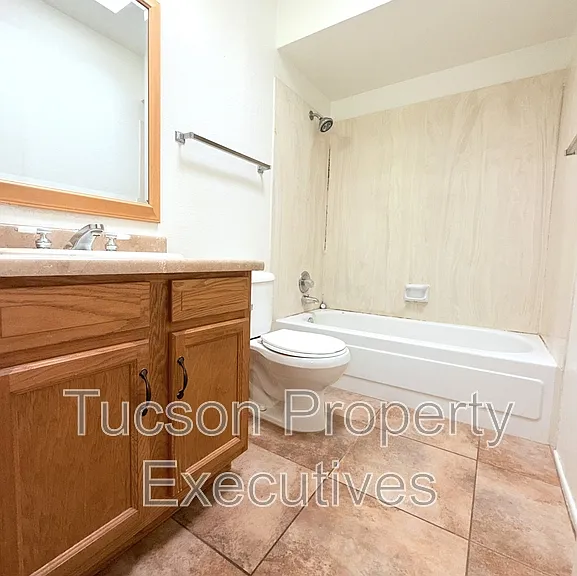 4901 E Pima St — Photo 6