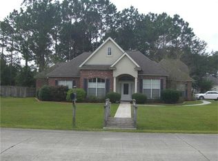 619 Homewood Dr, Covington, LA 70433