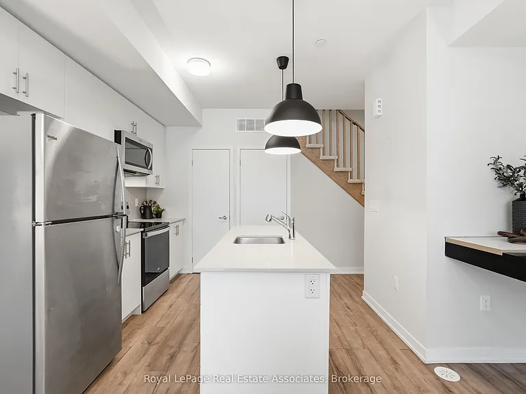 3425 Ridgeway Dr #10 — Photo 13