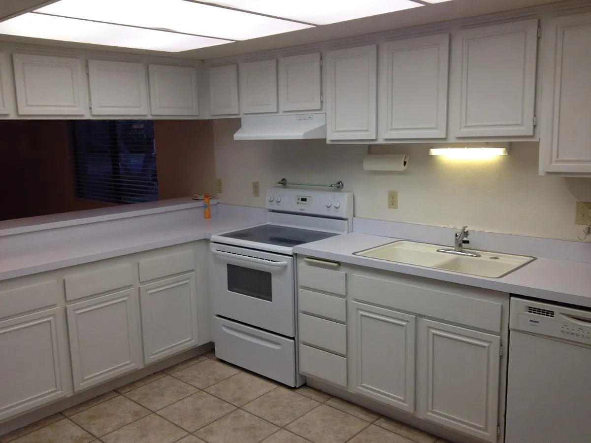 2 bed, 1066 sqft, $2,000 — Photo 4