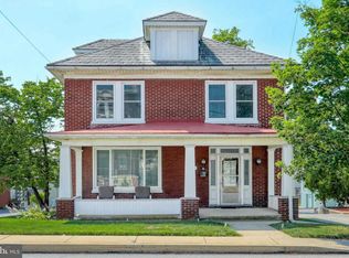 6 S Main St, Manchester, PA 17345
