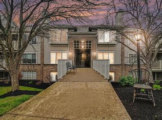 9905 Regatta Dr Unit 304, Cincinnati, OH 45252