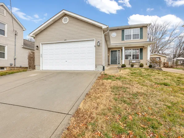 609 W 7th St, Washington, MO 63090