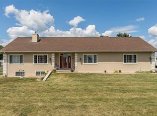 505 Fremont St NE, Blairstown, IA 52209