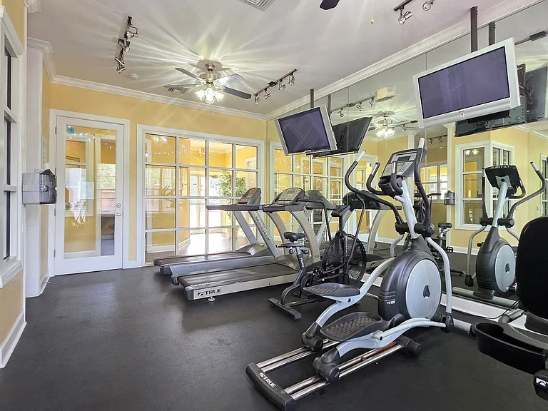 5065 NW 45th Rd #103 — Photo 34