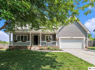 16228 Parker St, Omaha, NE 68118