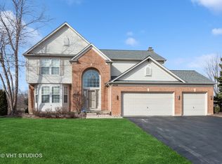 4750 Whitehall Ct, Algonquin, IL 60102