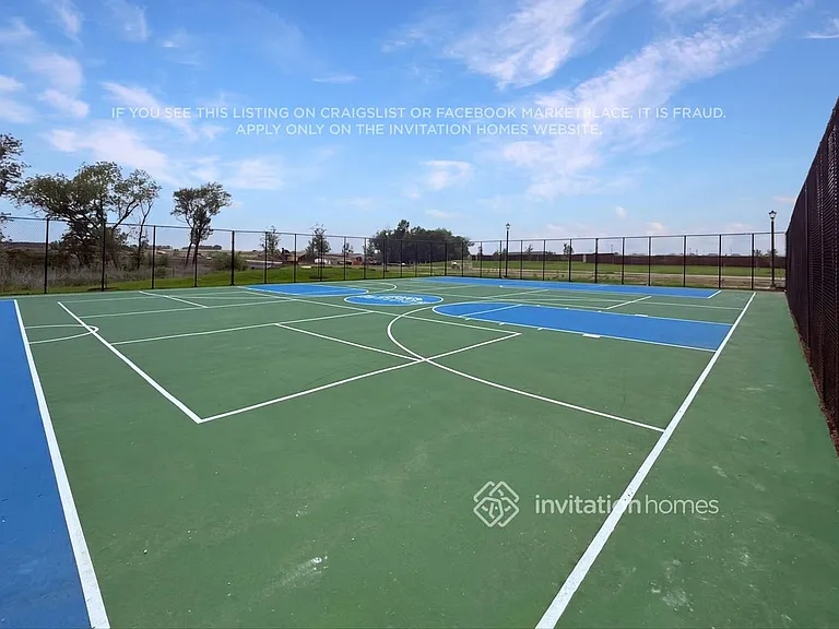 2409 Fleming Dr — Photo 25