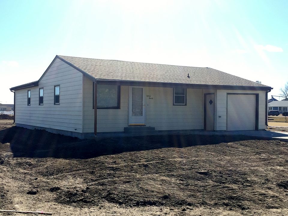 2nd image of 517 East 4th Street