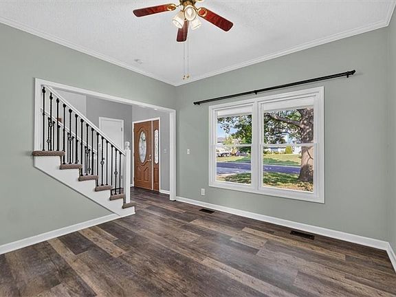 5th image of 15739 Horton Ln