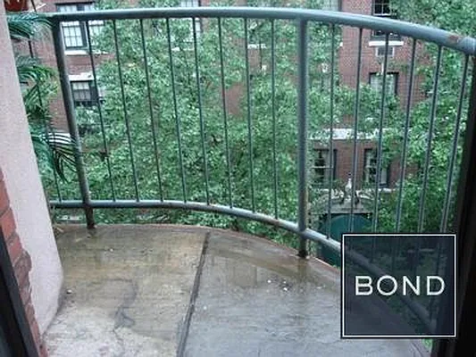 Rented by Bond New York | media 16