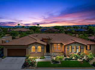 4 Clear Lake Dr, Rancho Mirage, CA 92270