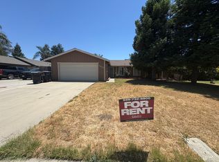 5419 W Harter Ave, Visalia, CA 93277